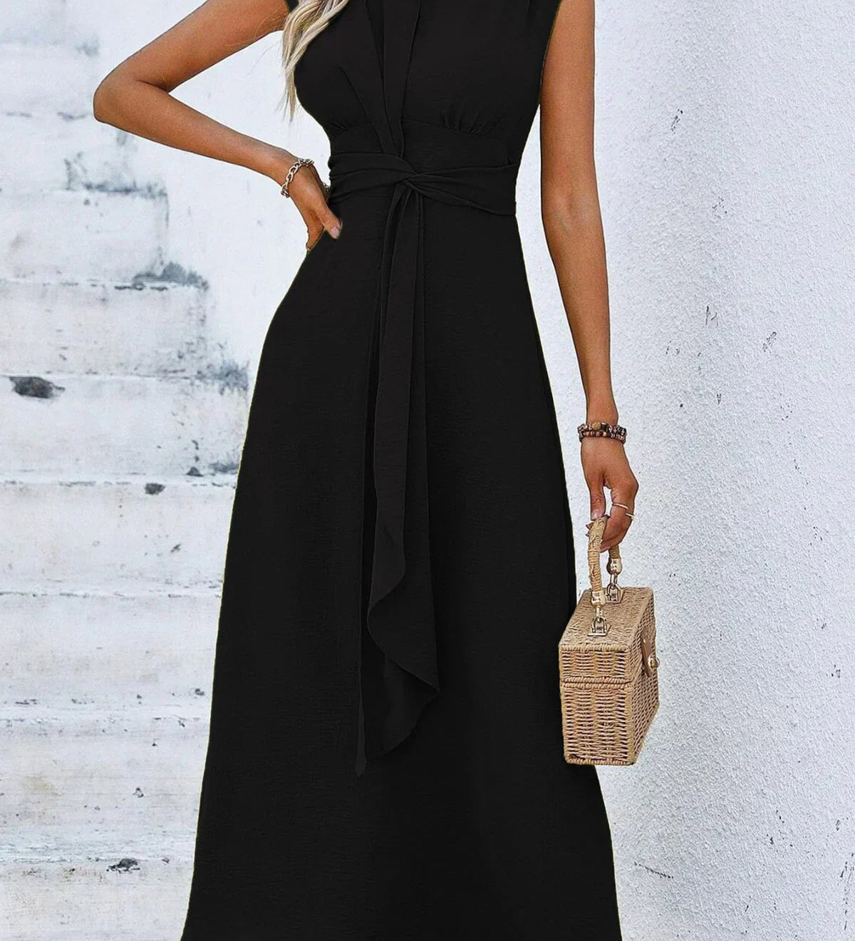 Eva – elegantiška suknelė
