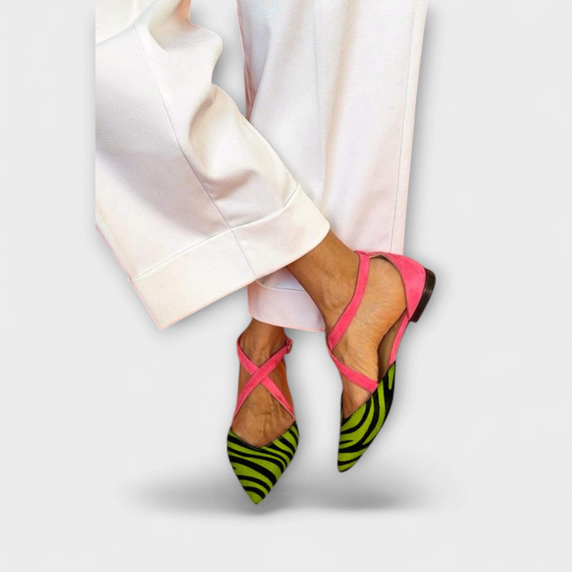 Rožinė Galia Zebra-Flats