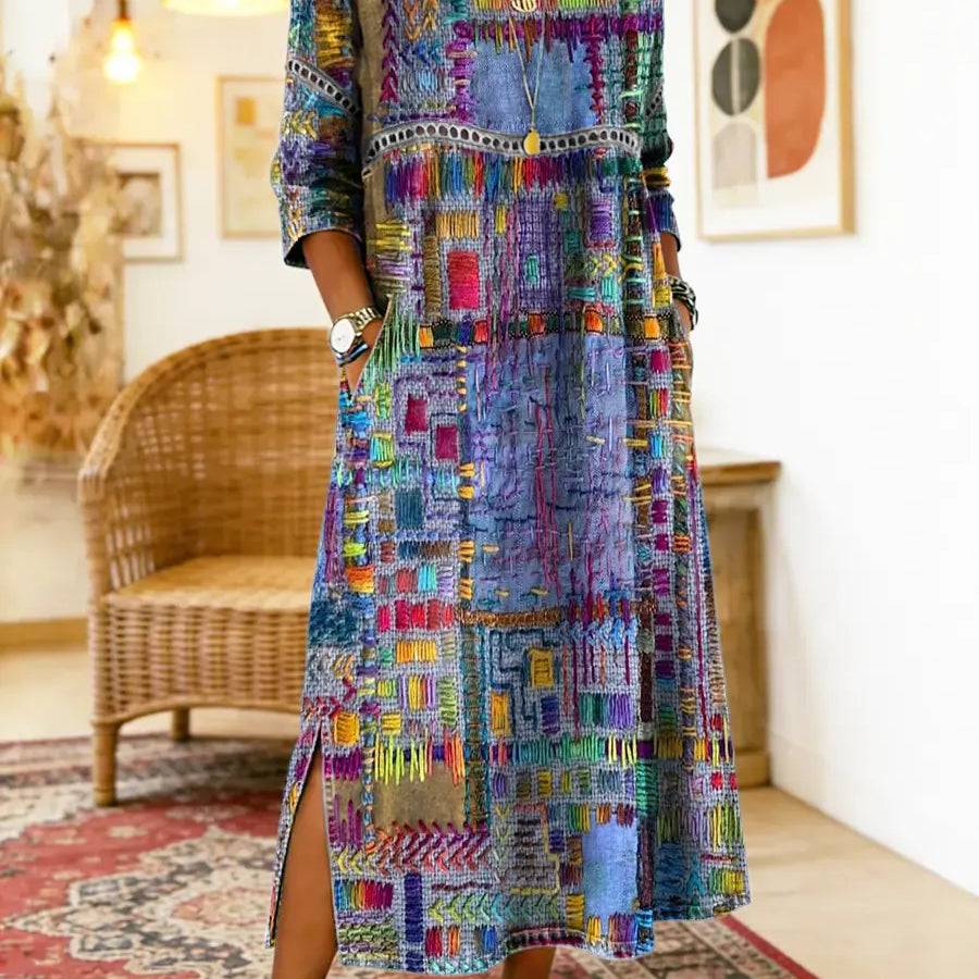 RENATA – Spalvinga džinsinė patchwork suknelė